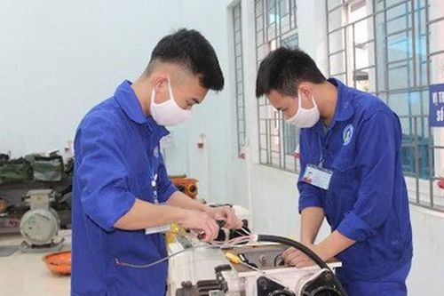 4 tháng 10 là 'Ngày Kỹ năng lao động Việt Nam'