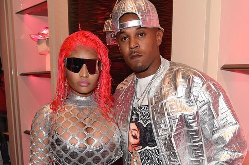 Nicki Minaj sinh con đầu lòng
