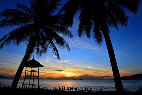 Doanh thu du lịch Khánh Hòa, TP.HCM giảm sâu nhất