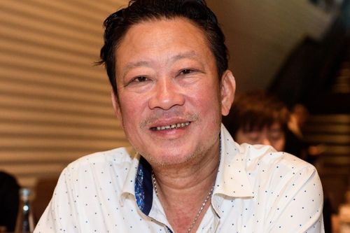 Nhạc sĩ Lê Quang phẫu thuật cắt bàn chân phải