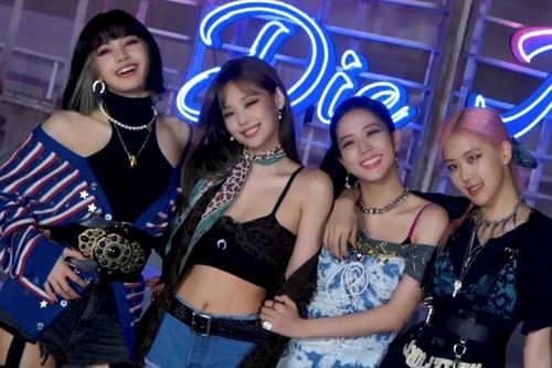 Bóc đồ của BlackPink trong MV 'Lovesick Girls'