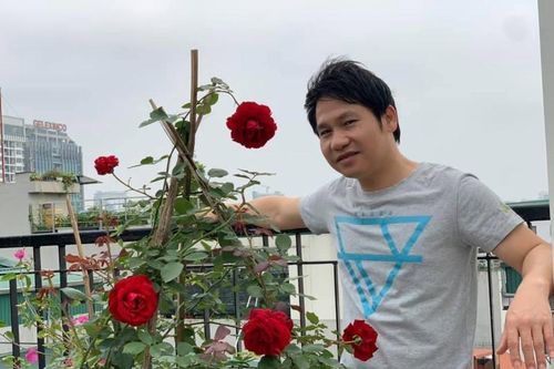 Ngắm khu vườn trong biệt thự tiền tỷ của ca sĩ Trọng Tấn