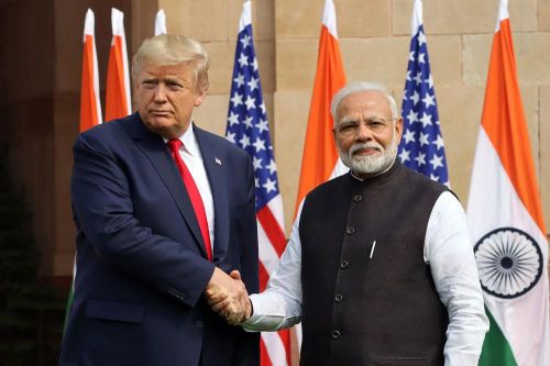 Thủ tướng Ấn Độ gửi lời chúc vợ chồng ông Trump chóng bình phục