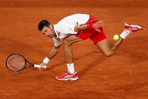 Djokovic lấy vé vòng 3 Roland Garros dễ như đi dạo