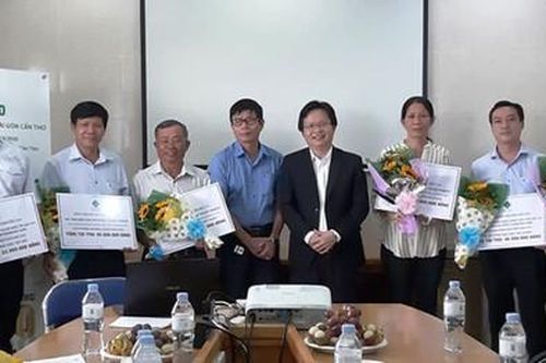 550 triệu đồng hỗ trợ phẫu thuật mắt cho người dân ĐBSCL