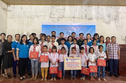 Phụ nữ Bắc Ninh đồng hành cùng phụ nữ biên cương