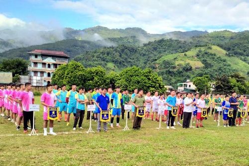 Giải bóng đá truyền thống thanh niên huyện Mường Chà năm 2020