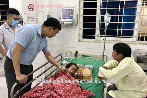 56 học sinh xã Vĩnh Yên (Bảo Yên) nhập viện nghi do ngộ độc thực phẩm