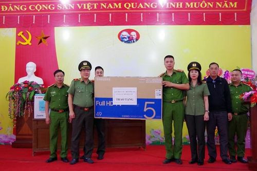 Cục Hậu cần, Bộ Công an hướng về cơ sở nơi địa đầu Tổ quốc