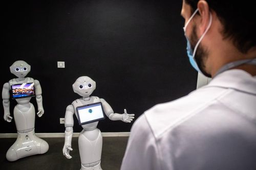 Ứng dụng robot giữa đại dịch Covid-19