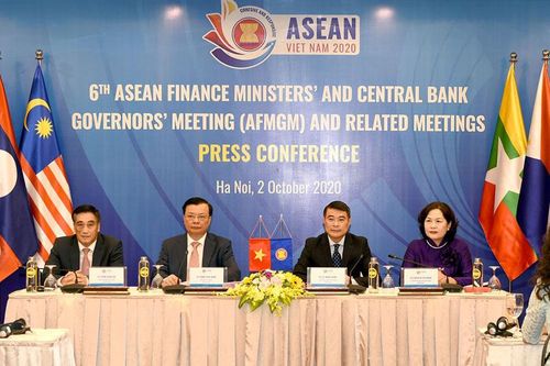 'Hoàn toàn có dư địa bù đắp tăng chi'