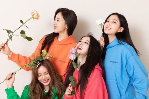 Fan K-Pop xúc động khi 4 thành viên T-ARA bất ngờ tái xuất sau 3 năm vắng bóng