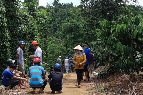Phát hiện 3 bố con tử vong trong chòi rẫy sau một đêm mất tích