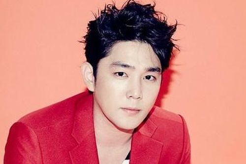 Kangin xuất hiện sau một năm rời khỏi Super Junior