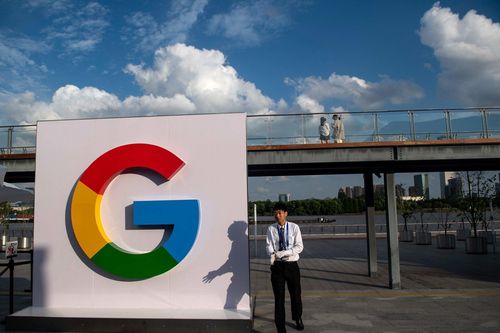 Google bị tố bịt miệng nhân viên