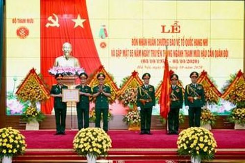 Bộ Tham mưu Tổng cục Hậu cần Đón nhận Huân chương Bảo vệ Tổ quốc hạng Nhì