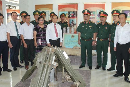 Khởi công dự án xử lý đất nhiễm độc dioxin tại sân bay A So