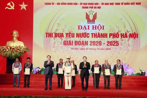 Vinh danh 10 Công dân Thủ đô ưu tú
