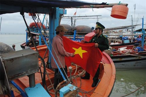 Xây 'thành trì lòng dân' trên tuyến biên giới, biển đảo