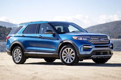 Mỹ: Hơn 600.000 xe Ford gặp lỗi camera lùi
