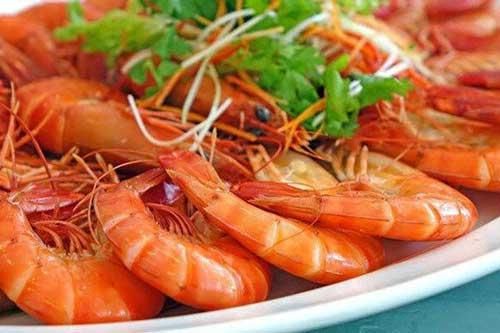5 sai lầm khi ăn tôm khiến món ăn bổ dưỡng có thể thành 'độc dược'