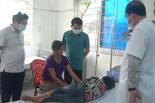 57 học sinh ở Lào Cai phải nhập viện sau bữa ăn tại trường