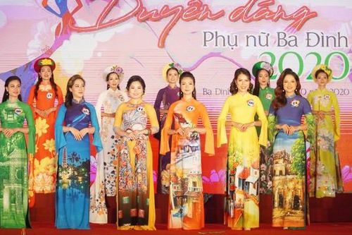 Phụ nữ Ba Đình duyên dáng trong vòng Chung kết cuộc thi về Áo dài