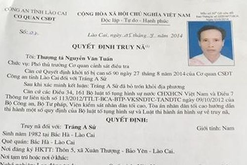 Vận động đối tượng truy nã từ nước ngoài về đầu thú