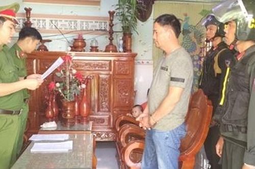 Bắt thêm 3 đối tượng trong vụ phá rừng quy mô lớn ở Phú Yên