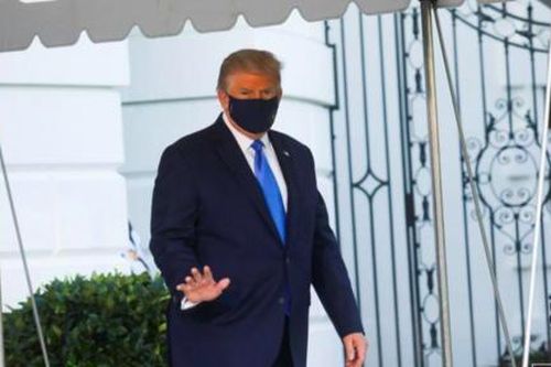 Tổng thống Trump nhập viện điều trị Covid-19