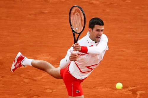 Djokovic vượt thành tích của Federer tại Pháp mở rộng