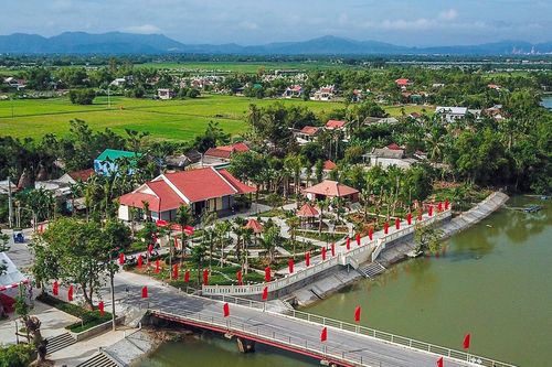 Công viên văn hóa và khu lưu niệm nhà thơ Tố Hữu