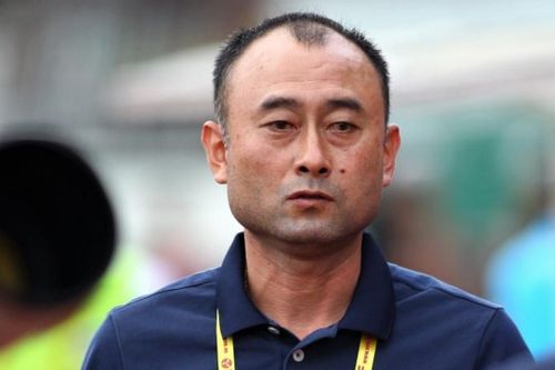 Hai HLV ở HAGL và những điều kỳ lạ tại V.League 2020