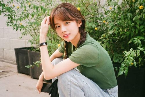 Hyeri chuyển từ gu ăn mặc gợi cảm sang nữ tính