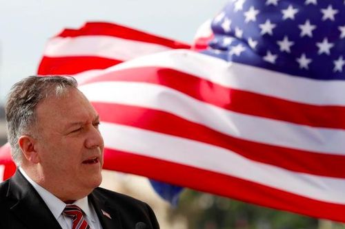 Ngoại trưởng Mỹ cắt ngắn chuyến thăm châu Á sau khi Tổng thống Trump nhập viện