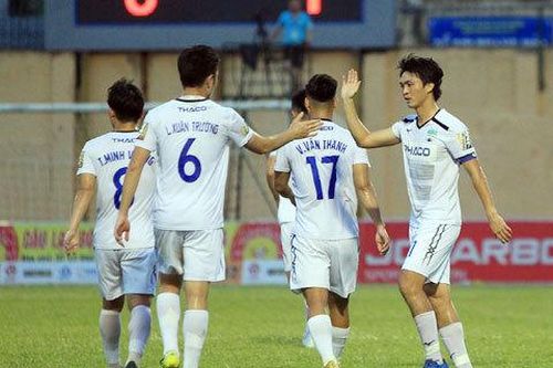 Nghịch lý HAGL thoát hiểm sớm, đáng lo cho V-League?