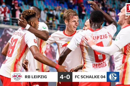 RB Leipzig chiếm ngôi đầu Bundesliga sau chiến thắng hủy diệt