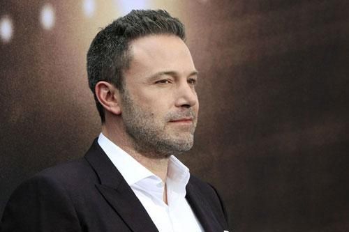 Ben Affleck lo ngại doanh thu phòng vé hậu COVID-19