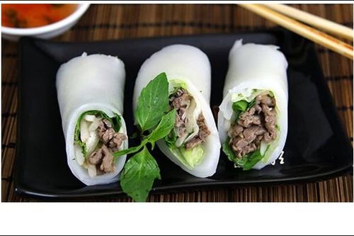 Phở cuốn chuẩn vị Hà Nội cho bữa ăn gia đình thêm tròn vị