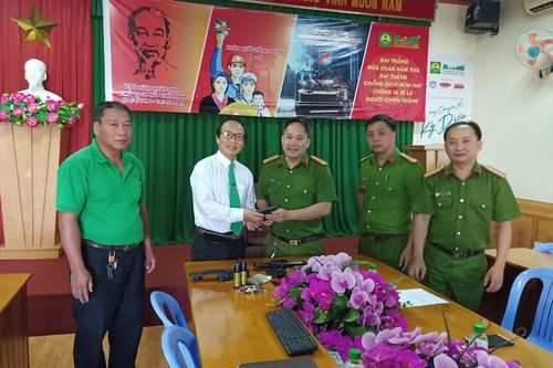 Thu hồi vũ khí, vật liệu nổ, công cụ hỗ trợ: Góp phần đảm bảo trật tự an toàn xã hội