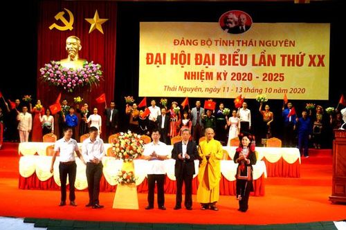Duyệt nội dung chương trình chúc mừng Đại hội đại biểu Đảng bộ tỉnh