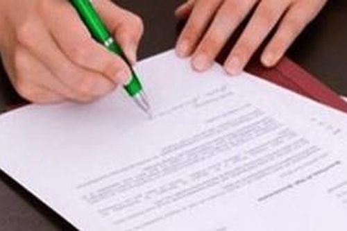 Sử dụng bằng đại học giả để xin việc có thể bị xử lý hình sự