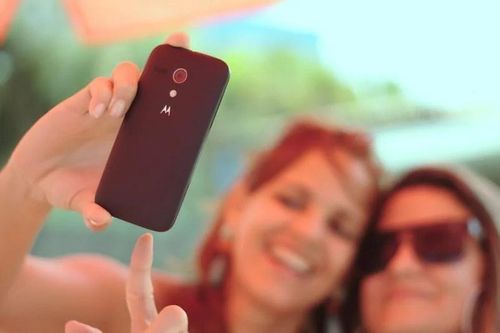 Nữ sinh Mỹ ngã từ tầng 4 khi đang selfie, tiệc tùng