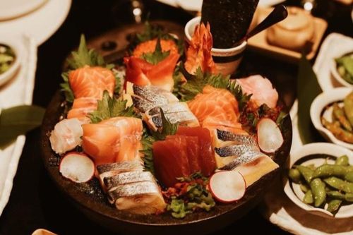 Nhà hàng sushi từ bình dân đến sang chảnh ở TP.HCM
