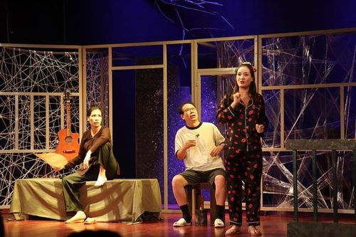 Sân khấu Hà Nội: Nghĩ xa để tiến xa hơn...