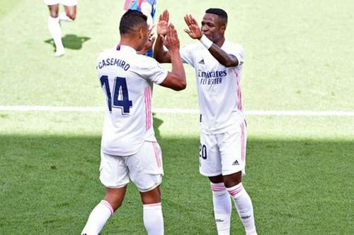 Real Madrid vững ngôi đầu La Liga: Benzema giải hạn, Vinicius Jr tiếp tục tỏa sáng