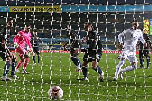 Vấn đề của Man City: Không phải khởi đầu Pep Guardiola mong đợi