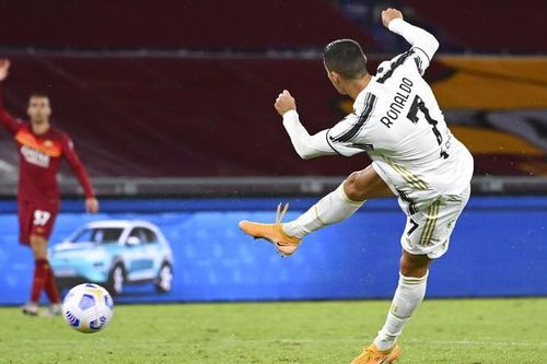 Không đổ mồ hôi, Ronaldo và đồng đội tại Juventus vẫn 'ẵm' trọn 3 điểm
