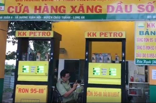 Một doanh nghiệp vẫn bán xăng dầu dù bị tước giấy chứng nhận điều kiện kinh doanh