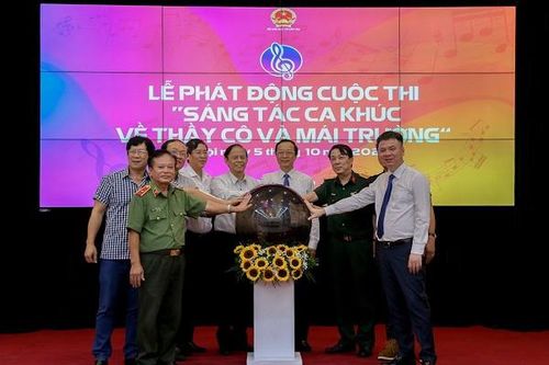 Phát động cuộc thi 'Sáng tác ca khúc về thầy cô và mái trường'